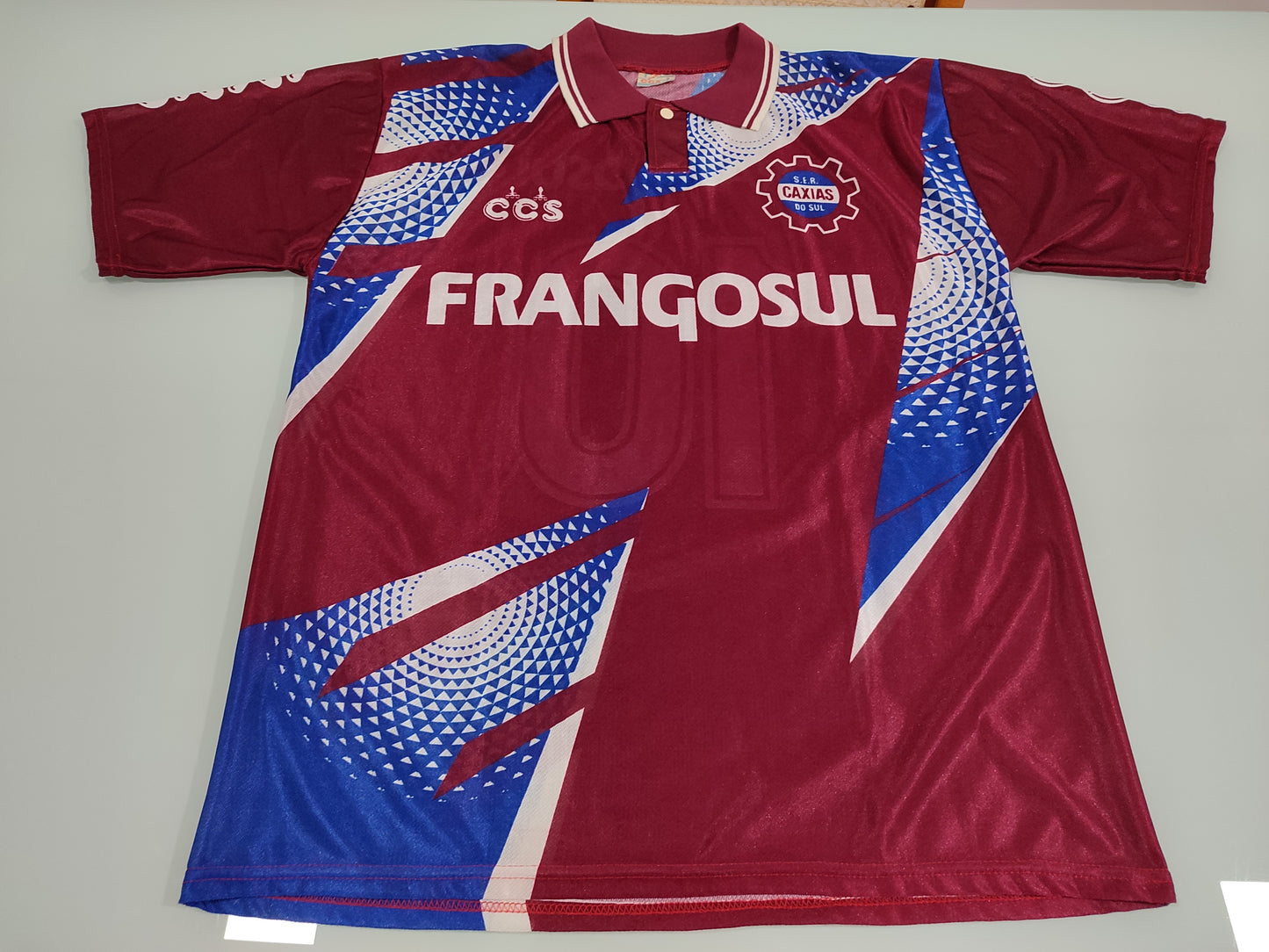 Linda Camisa do Caxias - Anos 90 - Em Pinturas - Usada em Jogo
