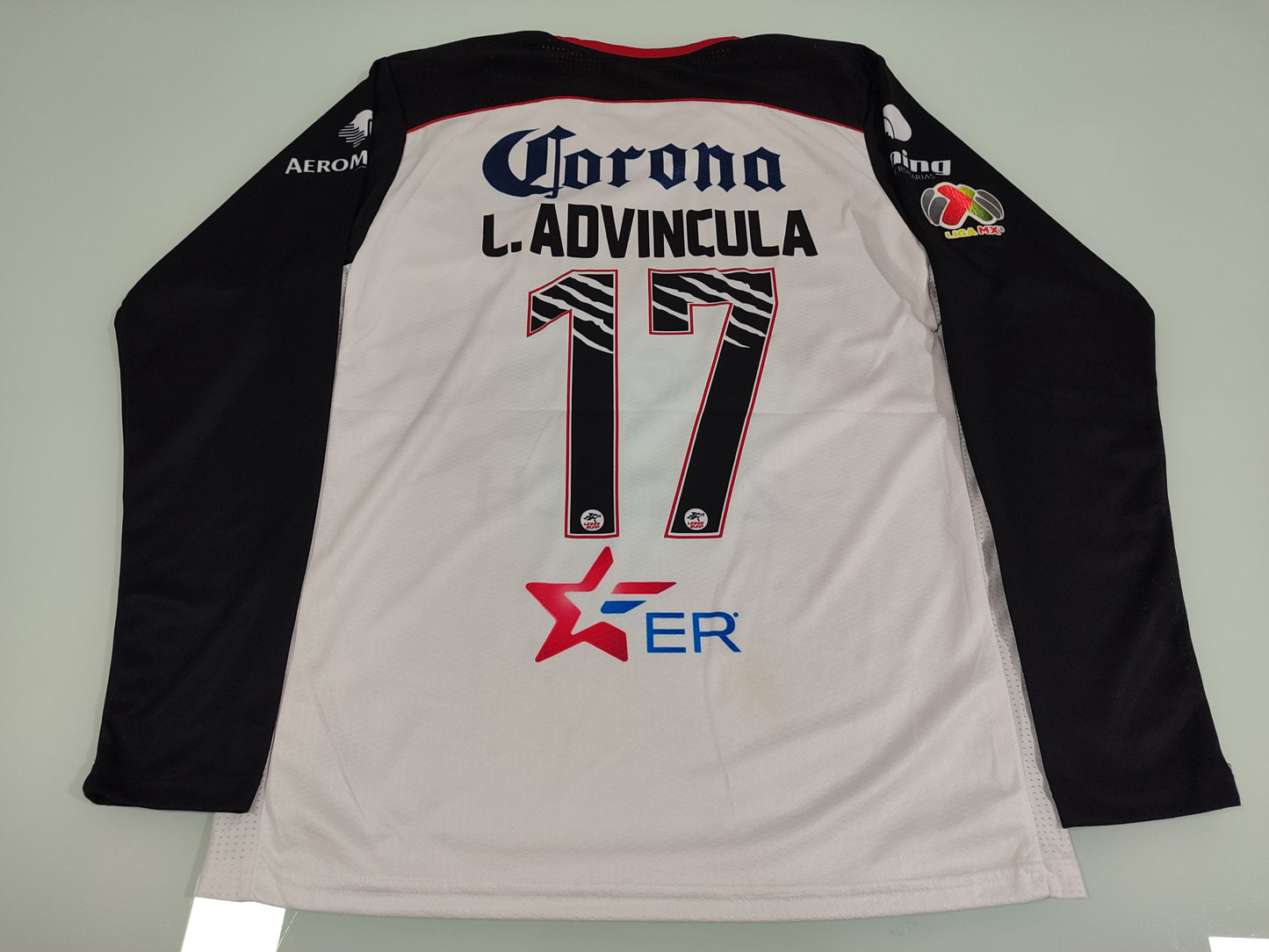 Espetacular - Lobos Buap - México - #17 Advíncula - Mangas Longas - Modelo Jogador - De Coleção!