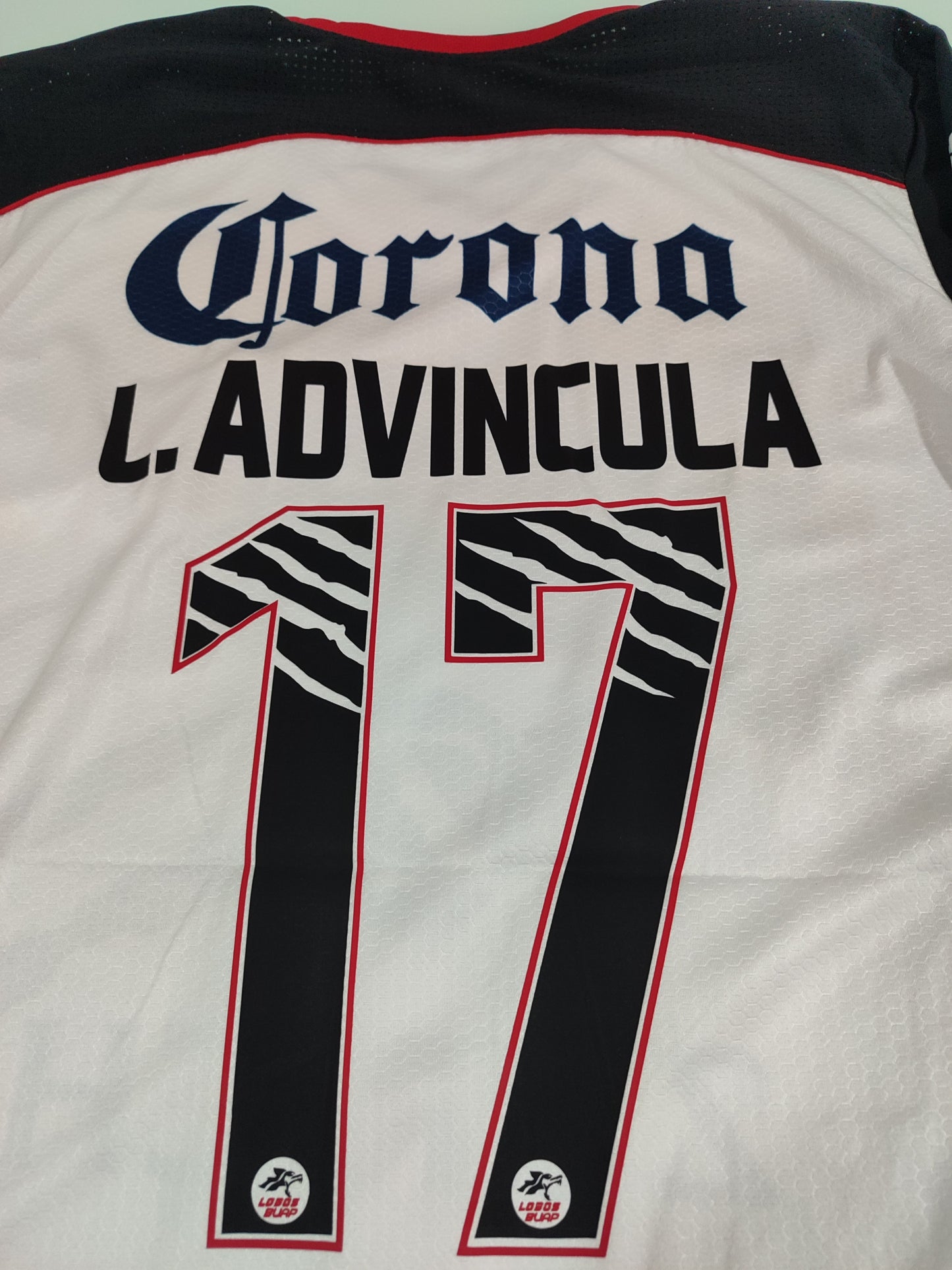 Espetacular - Lobos Buap - México - #17 Advíncula - Mangas Longas - Modelo Jogador - De Coleção!