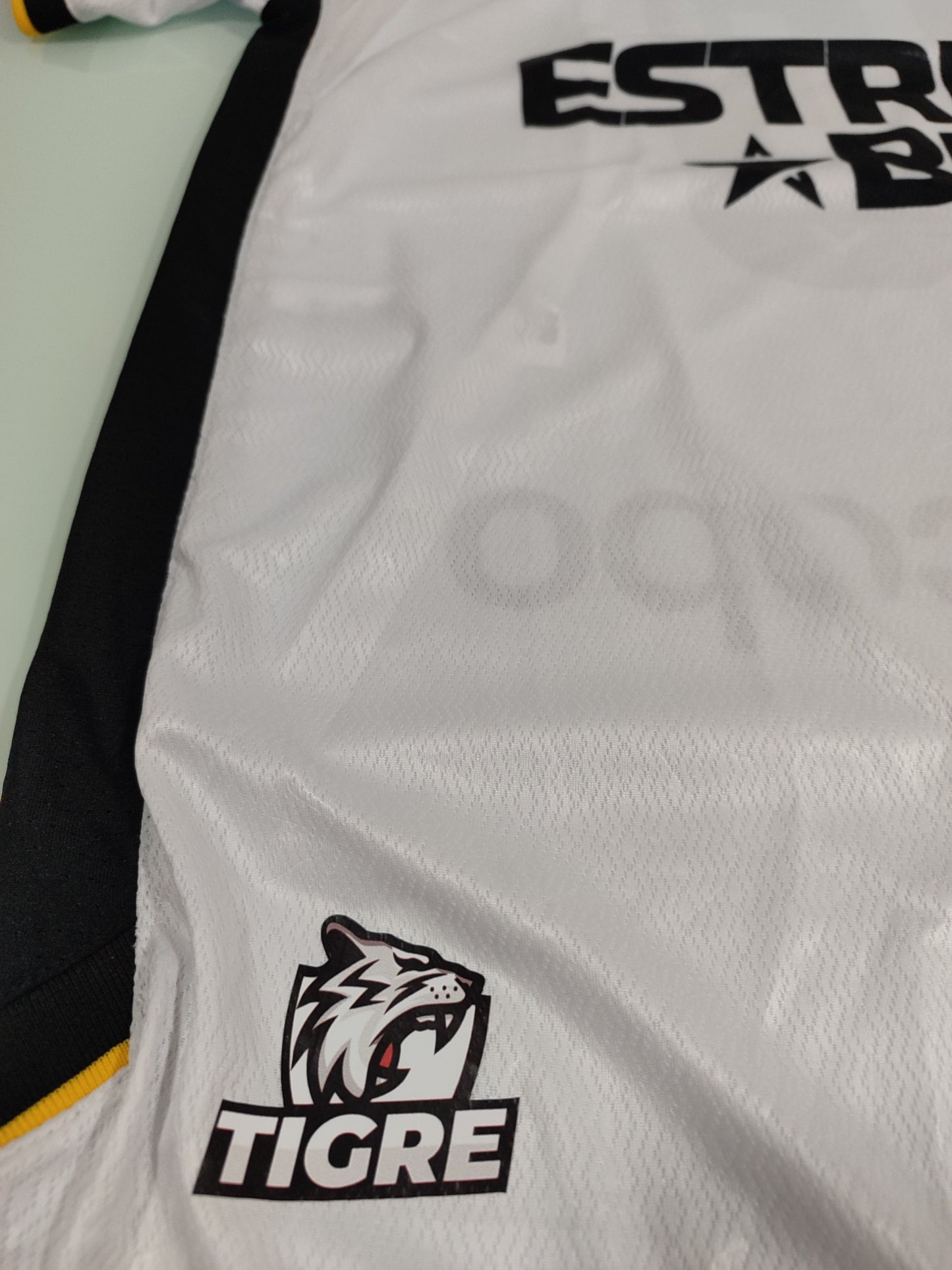 Linda Camisa do Criciúma - Uniforme 2 - Jogador #23