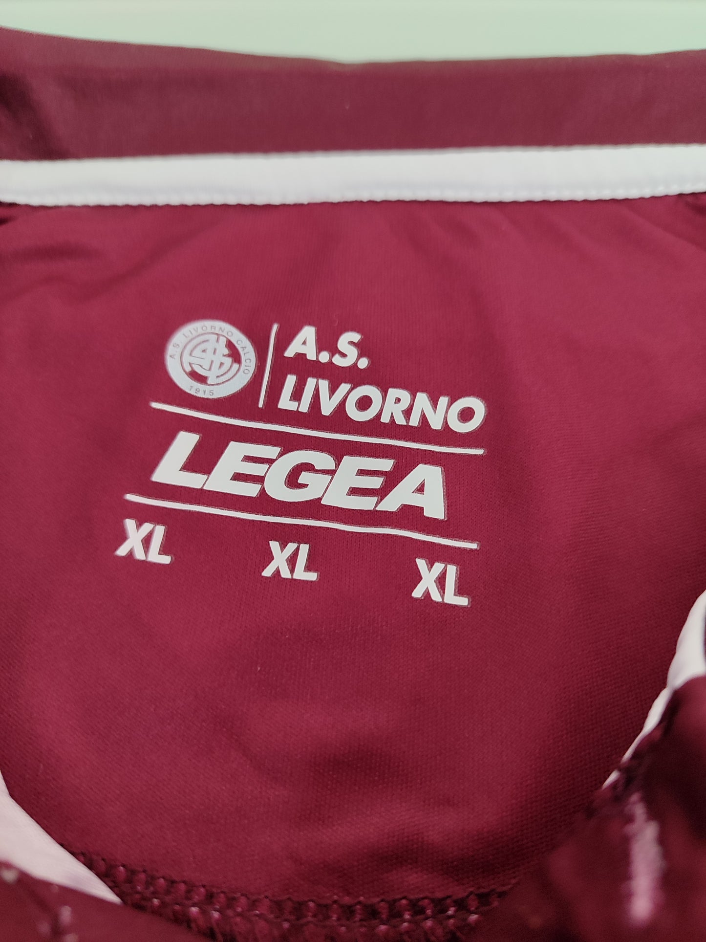 Rara e Linda Camisa do Livorno - Itália