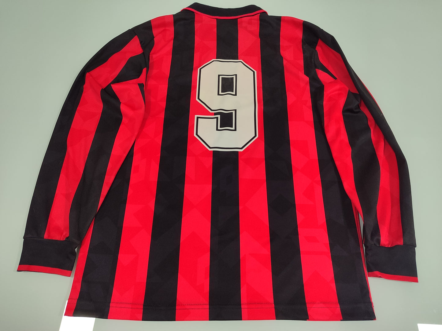 Raridade Espetacular Camisa Milan 1993/1994 – Van Basten - Mangas Longas - de Coleção!