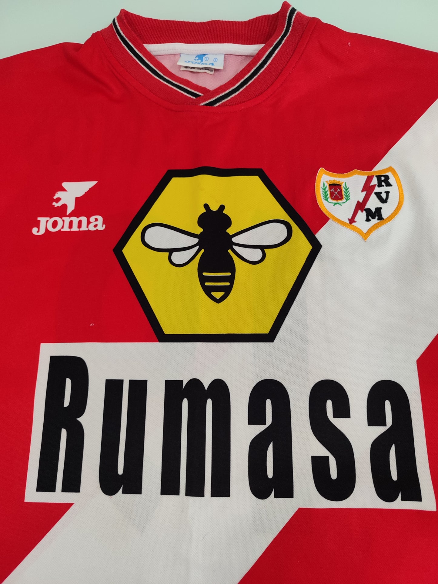 Sensacional - Camisa Antiga Rayo Vallecano - Patrocínio Abelha - Usada Jogo - de Coleção!