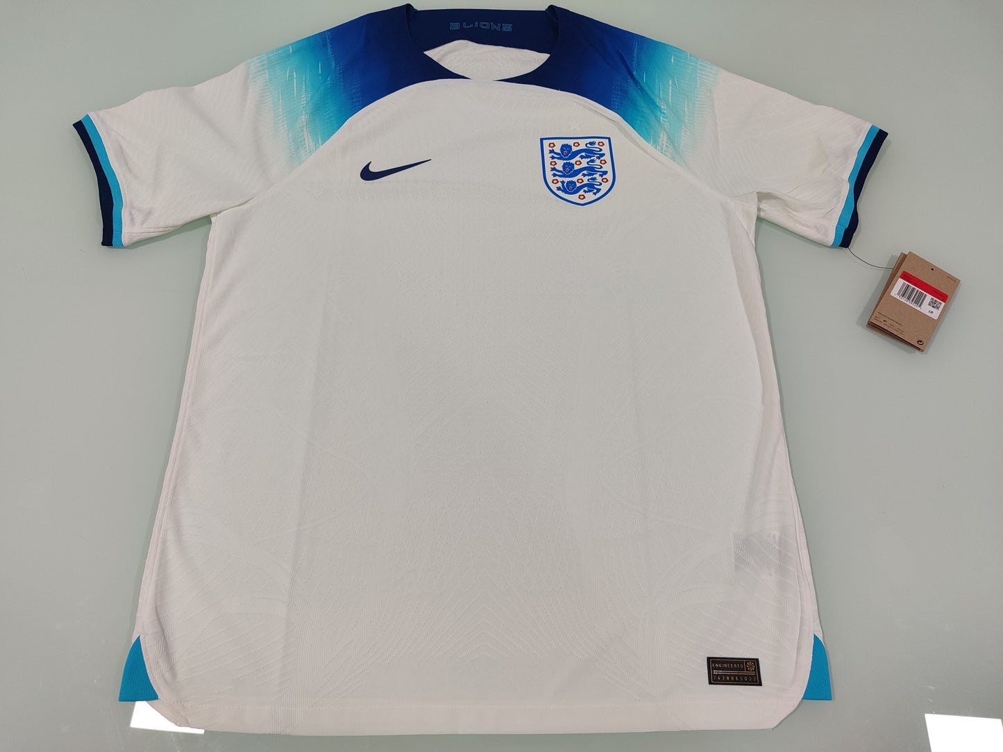 Espetacular - Camisa da Inglaterra - Copa do Mundo 2022 - Modelo Jogador - Esgotada nas Lojas!