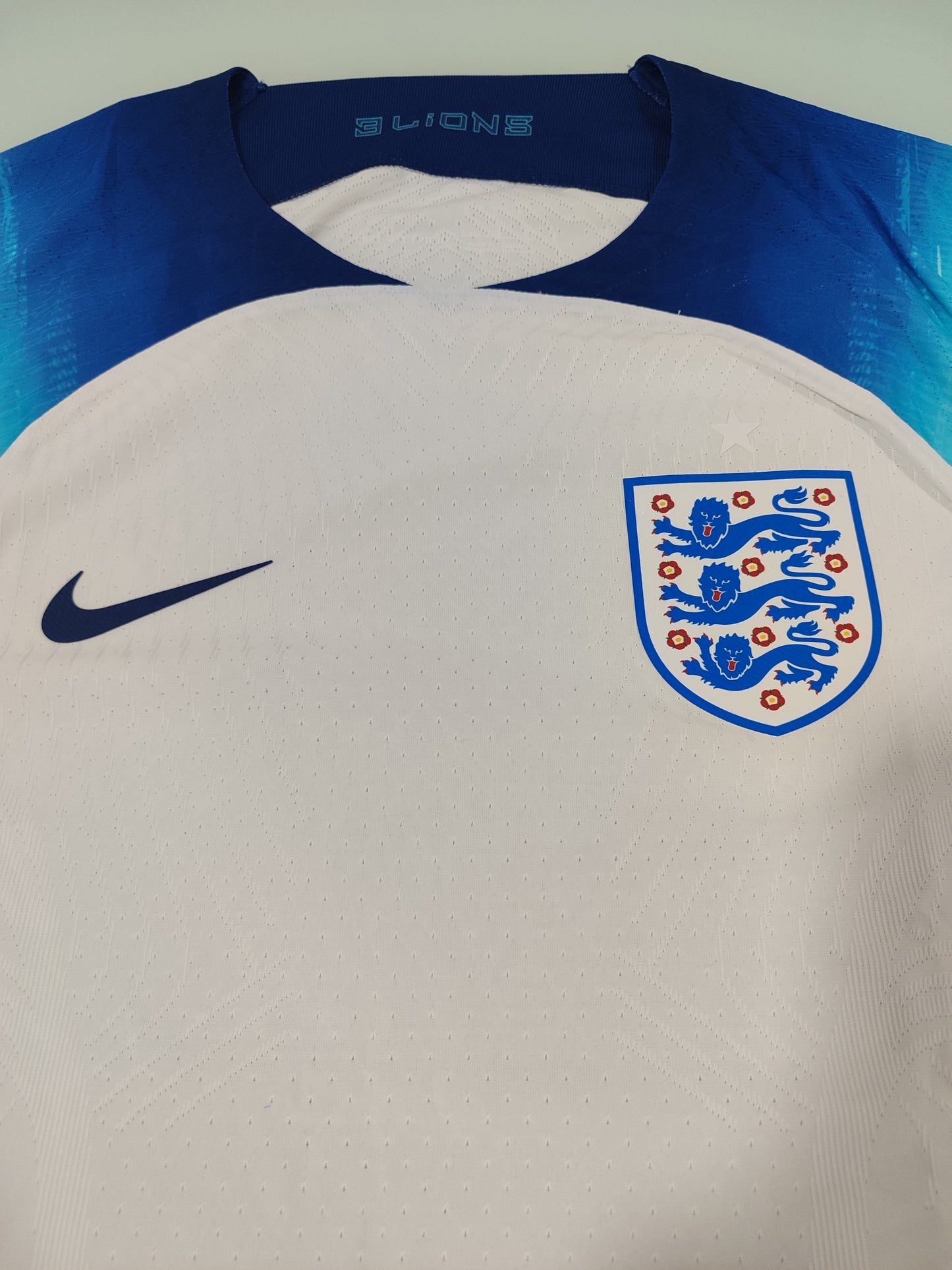 Espetacular - Camisa da Inglaterra - Copa do Mundo 2022 - Modelo Jogador - Esgotada nas Lojas!