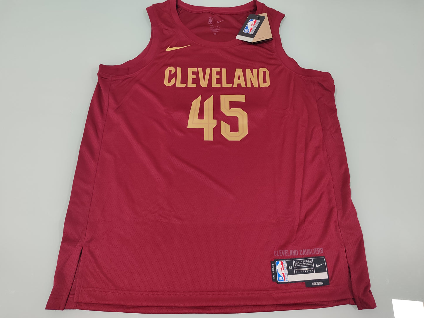 Especial NBA - Camisa Cleveland Cavaliers - Nike Icon Edition - Donovan Mitchell - Estoque Raro!