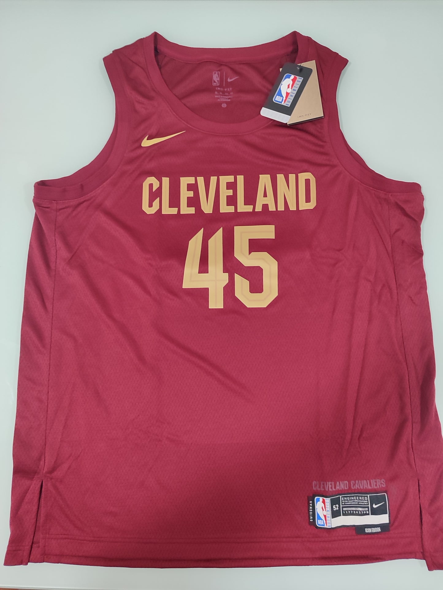 Especial NBA - Camisa Cleveland Cavaliers - Nike Icon Edition - Donovan Mitchell - Estoque Raro!