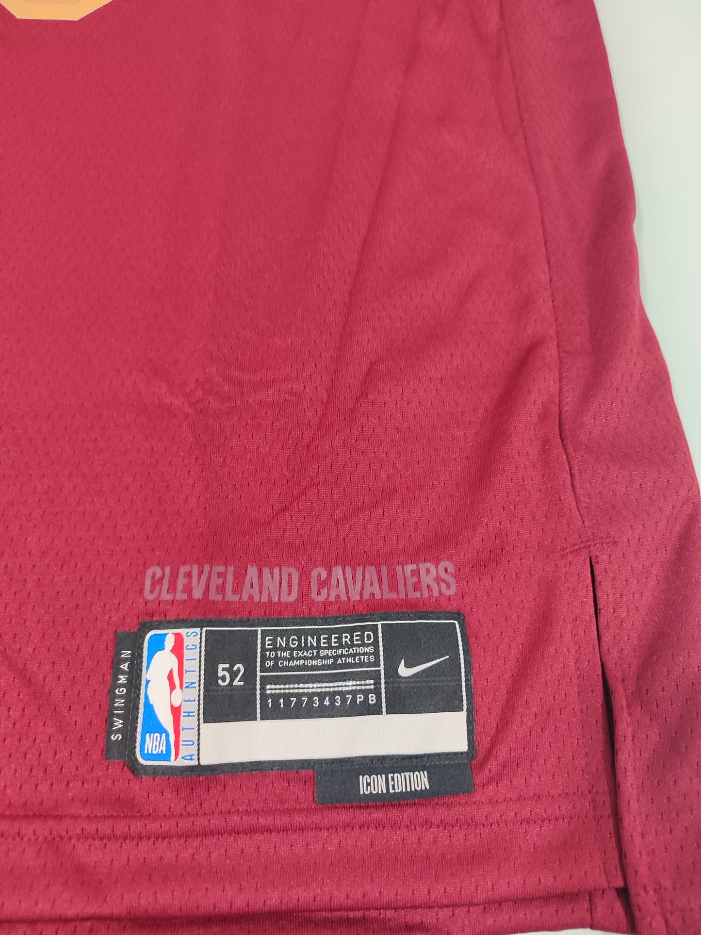Especial NBA - Camisa Cleveland Cavaliers - Nike Icon Edition - Donovan Mitchell - Estoque Raro!