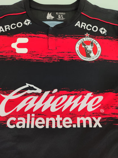 Xolos de Tijuana - México - 2018/2019 · Modelo Player · #8 Ignacio Rivero