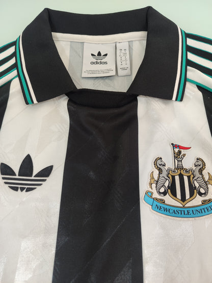 Newcastle - Inglaterra - Adidas Originals - Manga Longa - Esgotada nas Lojas!