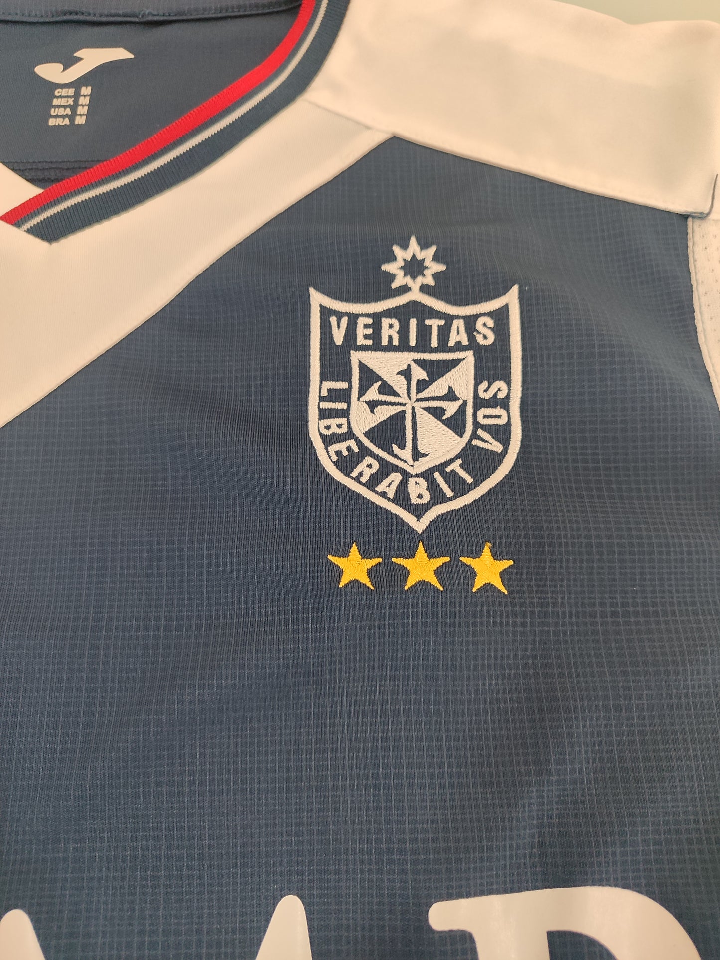 Universidad San Martin - Peru - 2018 · Matchworn · #5 Júnior Huerta