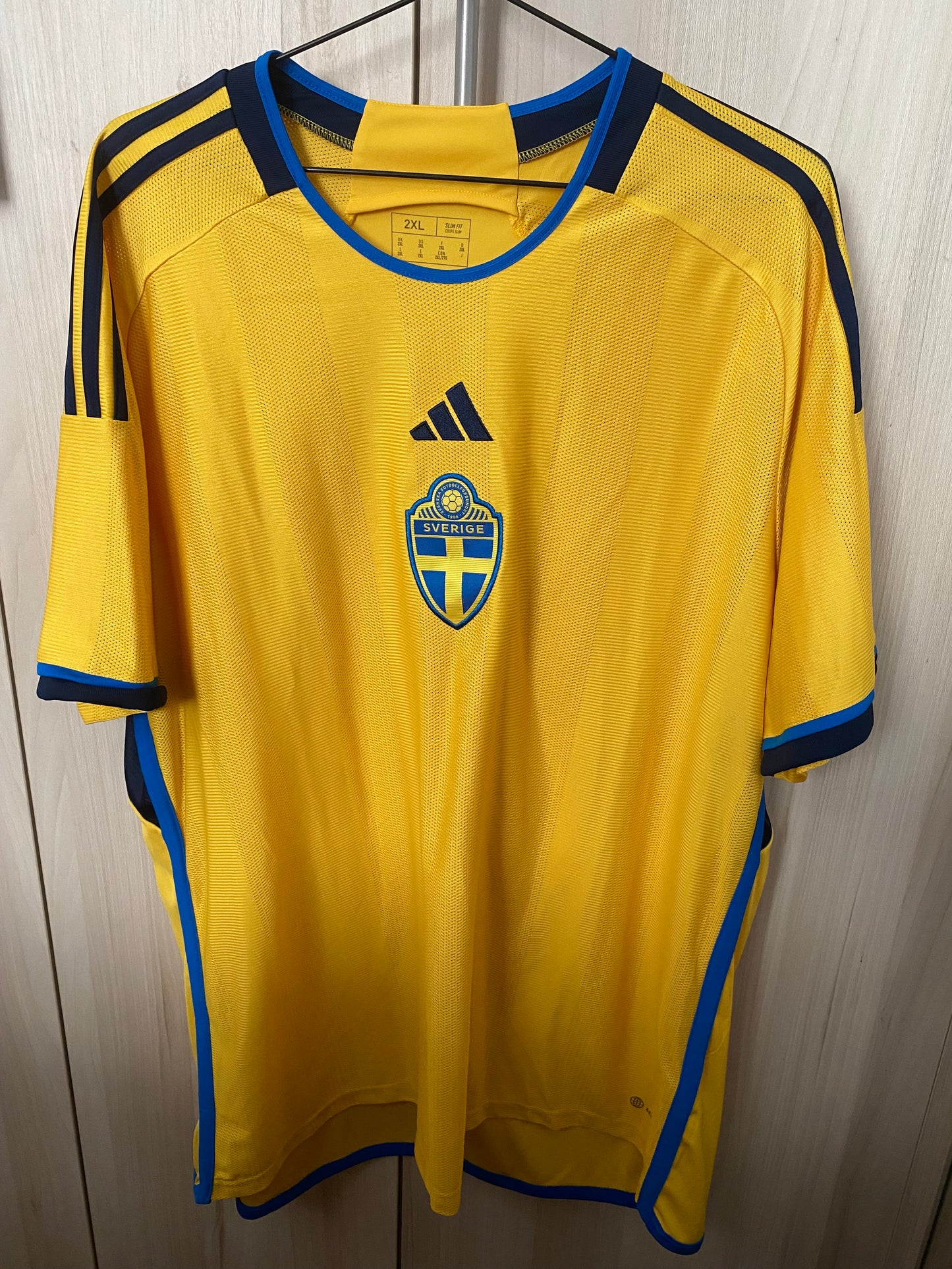 Camisa Suécia Titular 2022