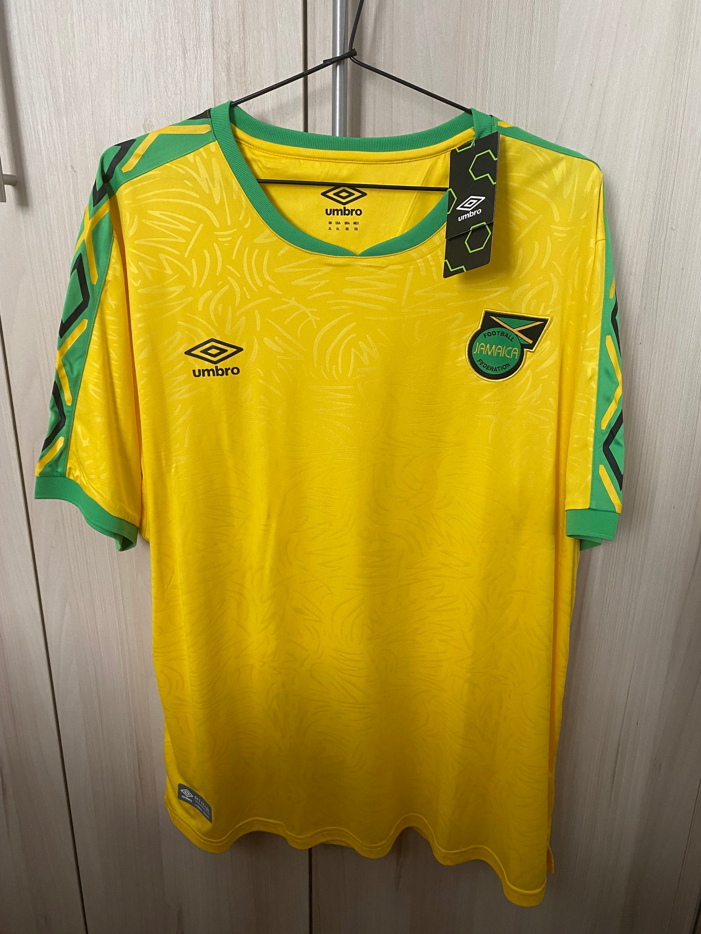 Camisa Jamaica Titular 2020