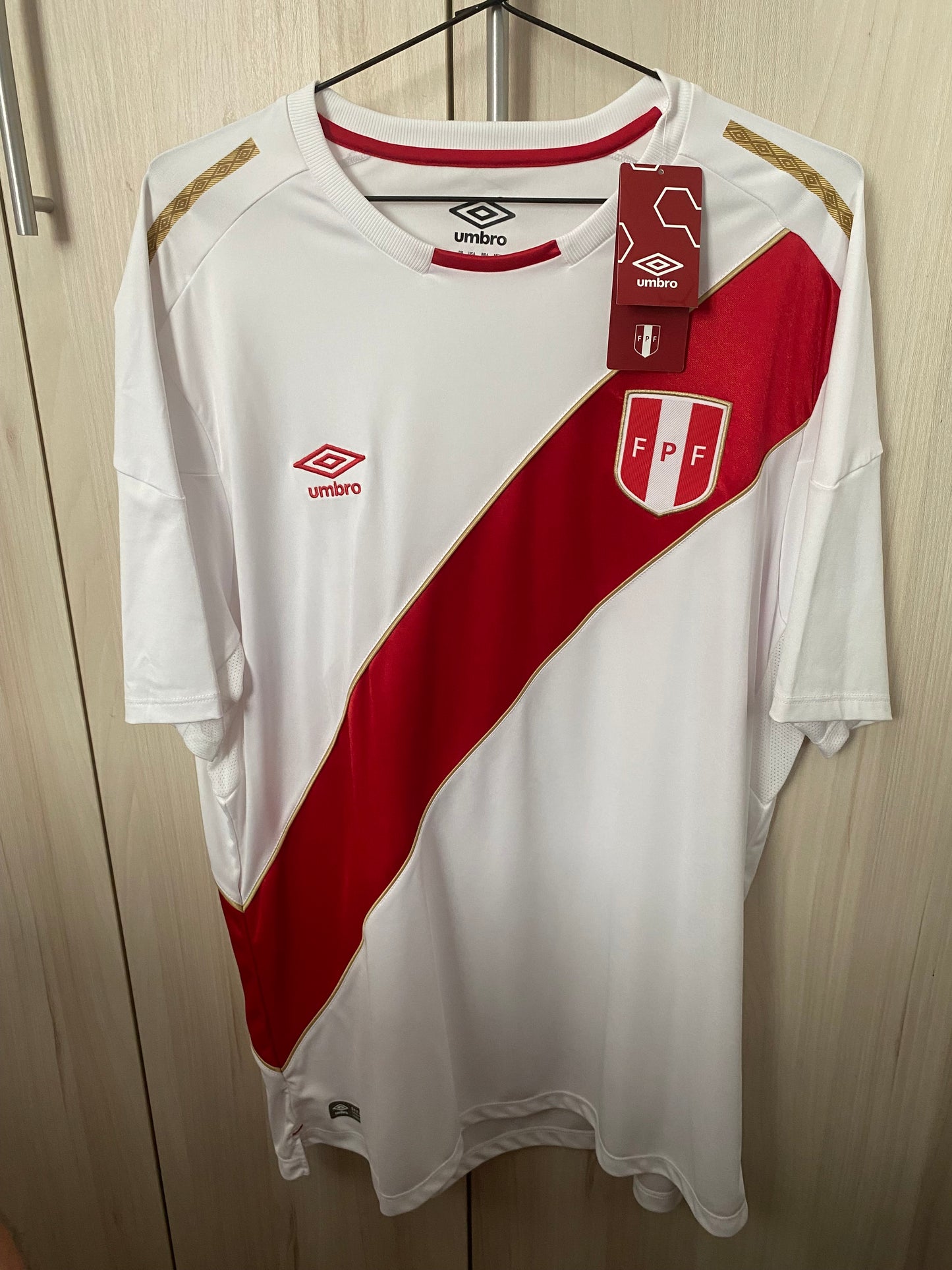Camisa Peru Titular 2018