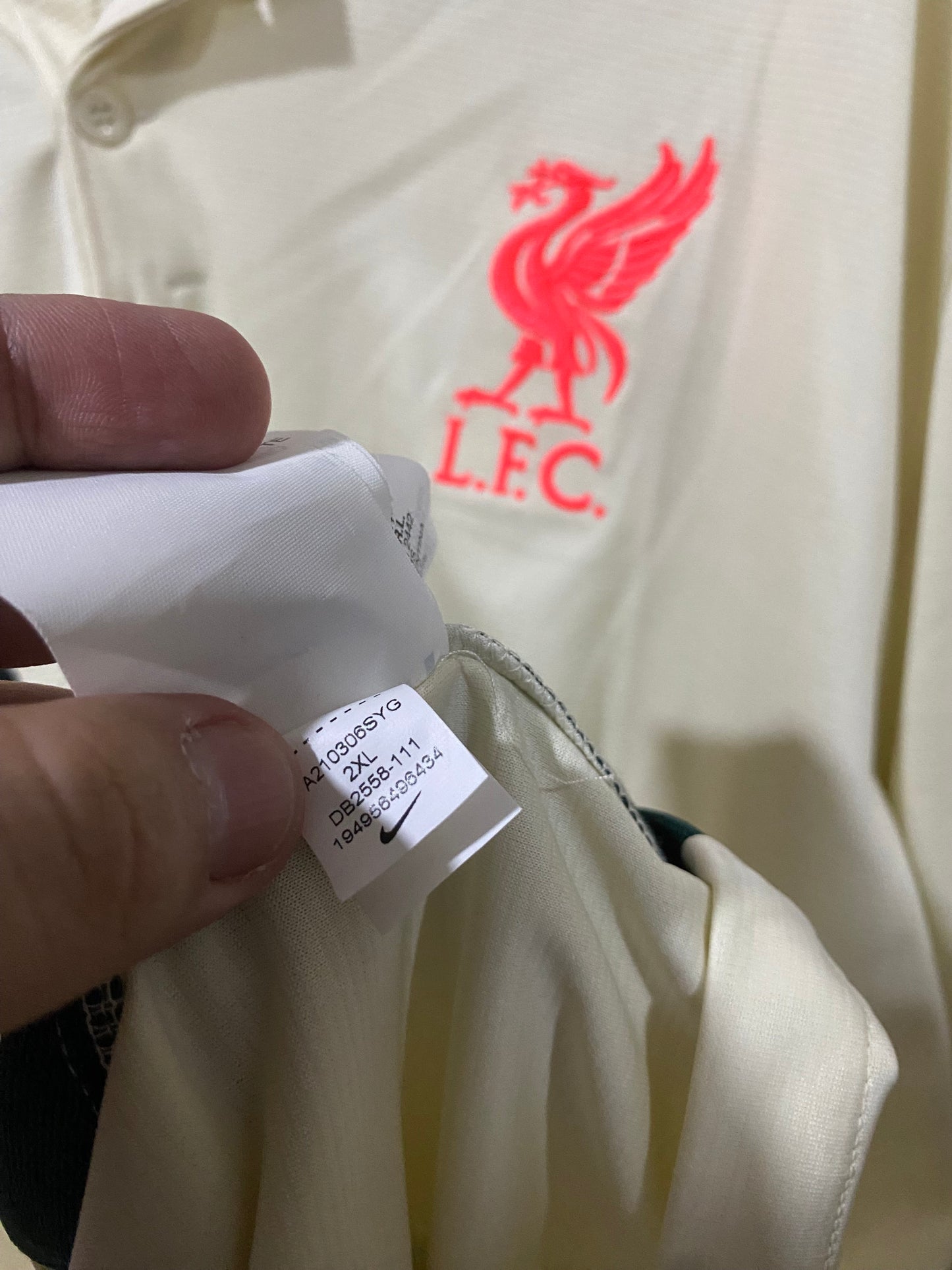 Liverpool Away 2021 2022