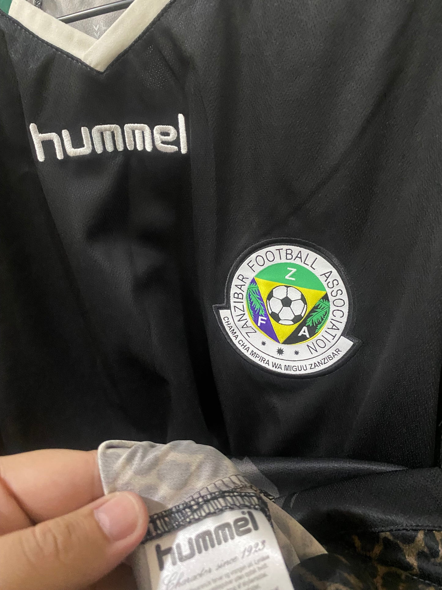 Camisa Zanzibar Home 2010 – GG