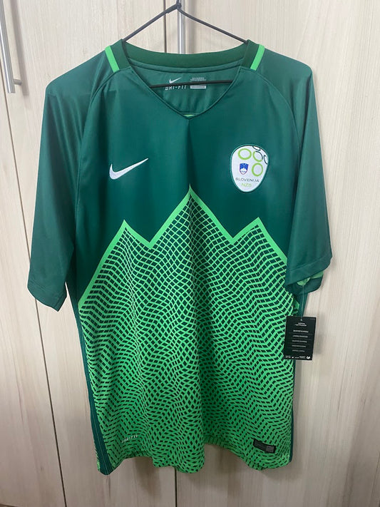 Camisa Eslovênia Away 2016 - Monte Triglav - Nike