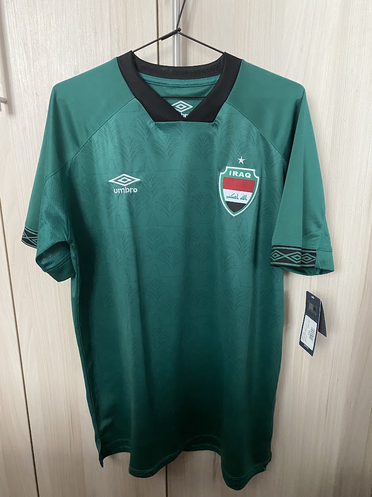 Camisa Iraque Home 2022 Umbro – Nova com Etiqueta – Tamanho 2GG