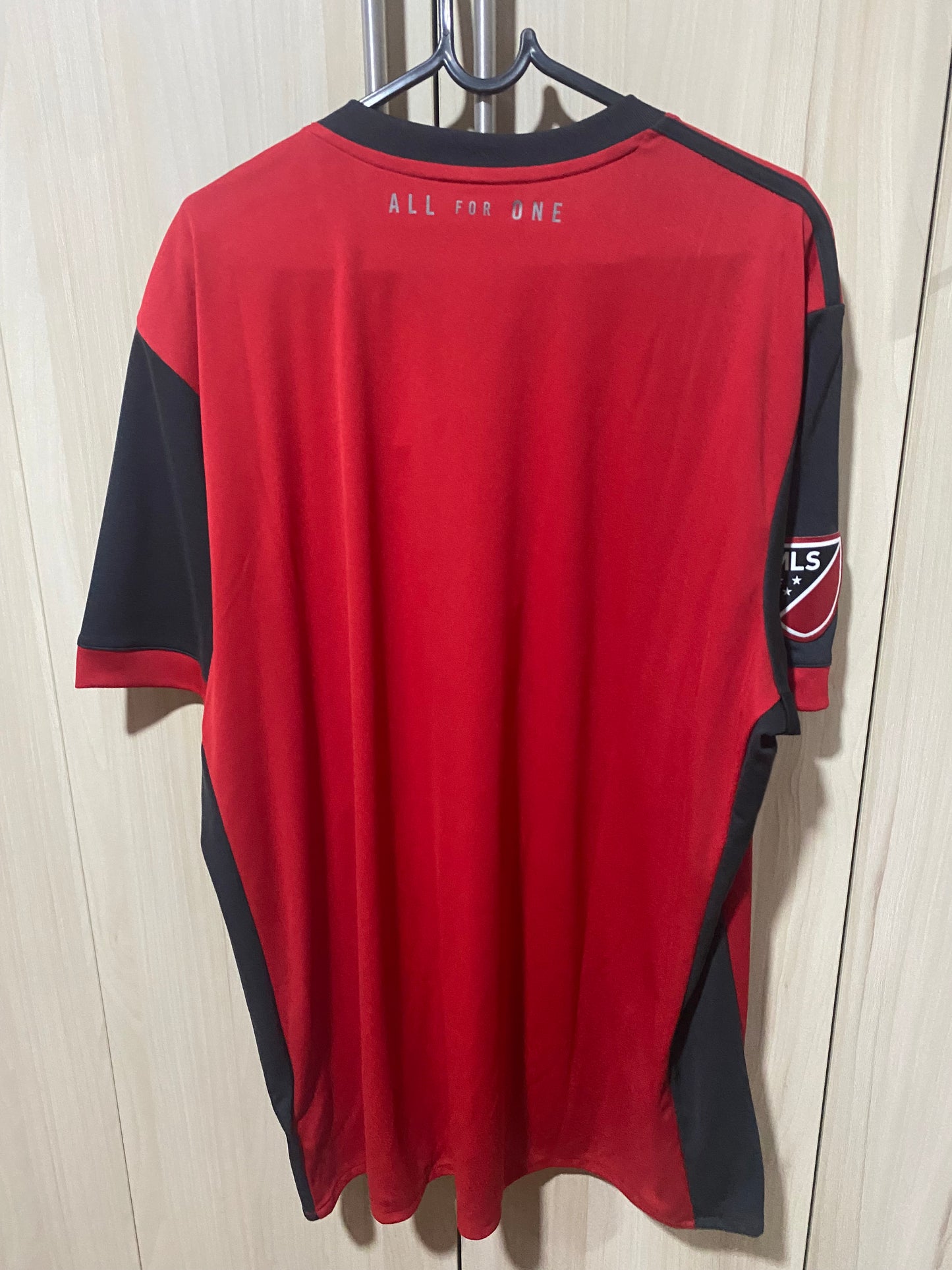Toronto FC 2016 Shirt - Home - XL (58x78 cm)