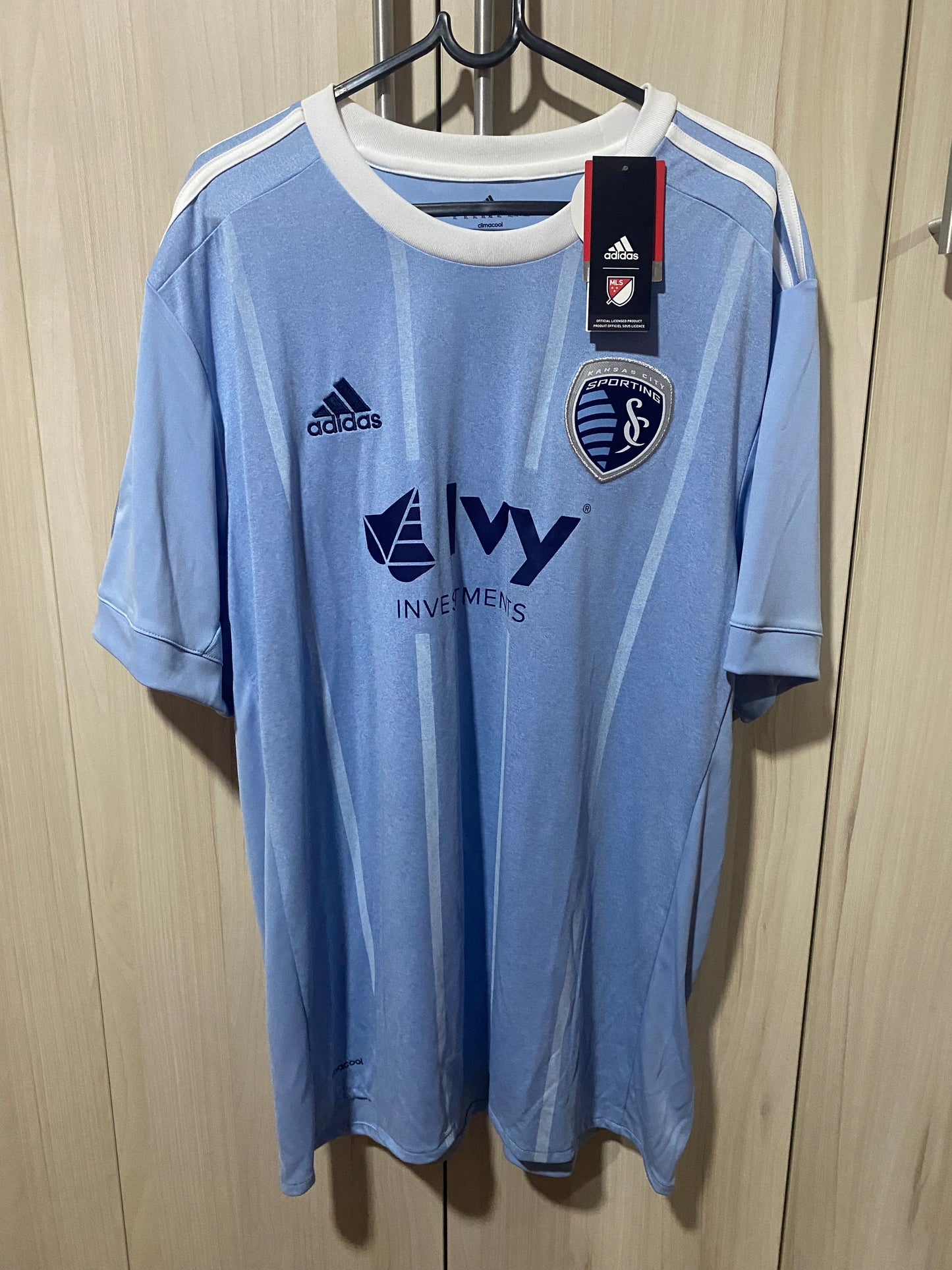 Sporting Kansas City 2018 Home Shirt - XL (58x78 cm) - New with Tag
