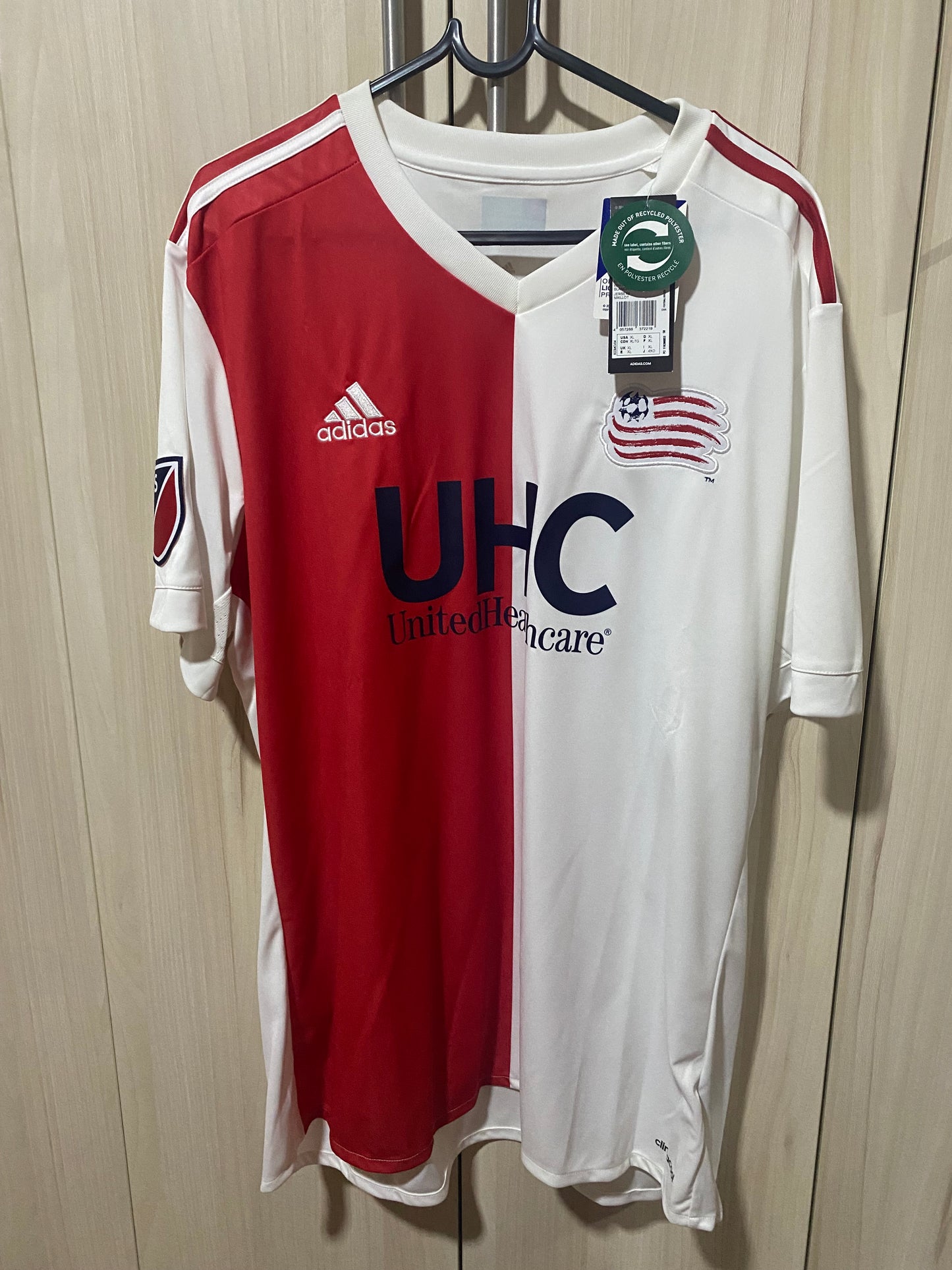 New England Revolution 2017 Away Shirt - XL (58x78 cm) - New with Tag