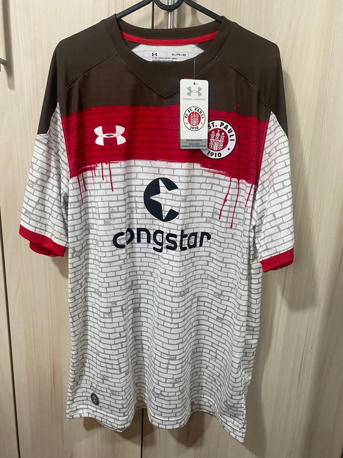 FC St. Pauli Away Shirt 2019 - Size XL (58 x 78 cm)