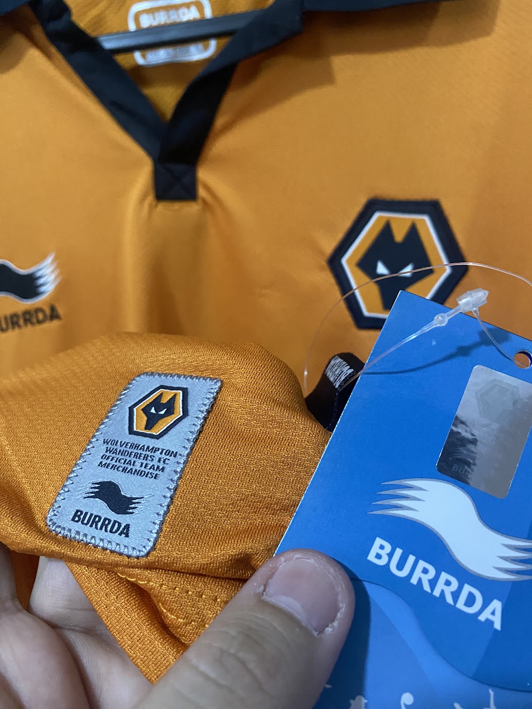 Wolverhampton Home Shirt 2011 - Size XXL (58x78 cm)