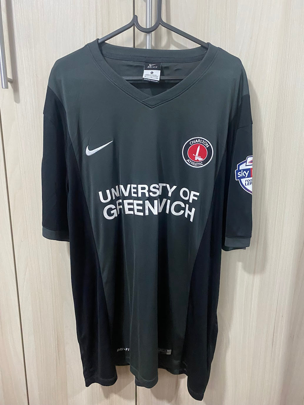 Charlton Athletic Away Shirt 2013 - Size XL (58x78 cm)
