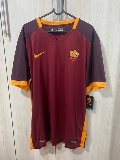 AS Roma Home Shirt 2015 (Size XL - 58x78 cm) Totti Farewell