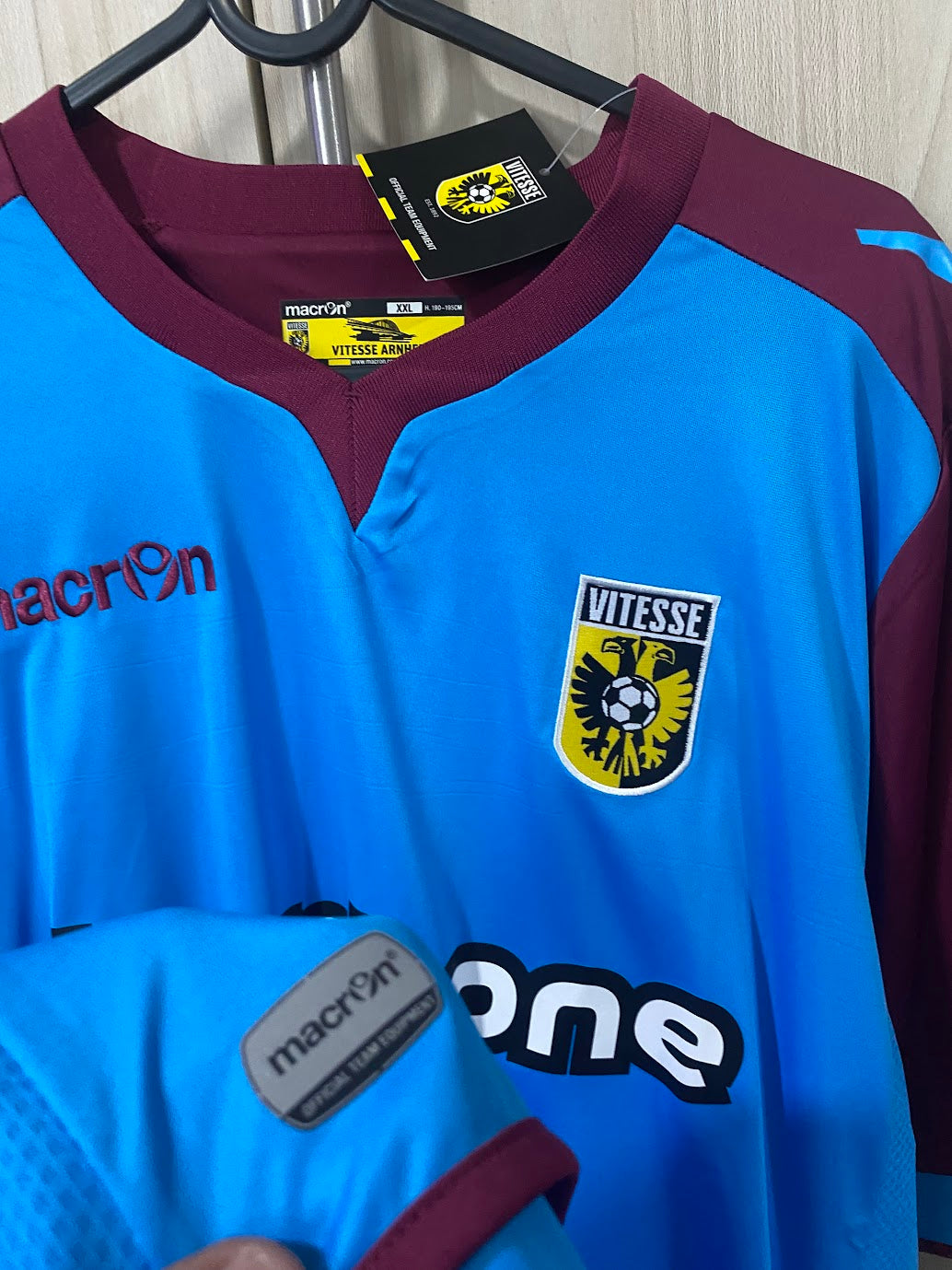 Vitesse Away Shirt 2014 (Size XXL - 59x80 cm)