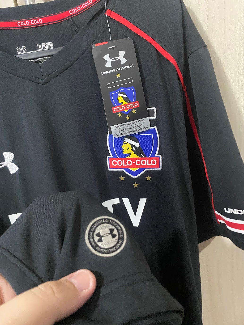 Colo-Colo Away Shirt 2019 (Size XL - 58x78 cm)