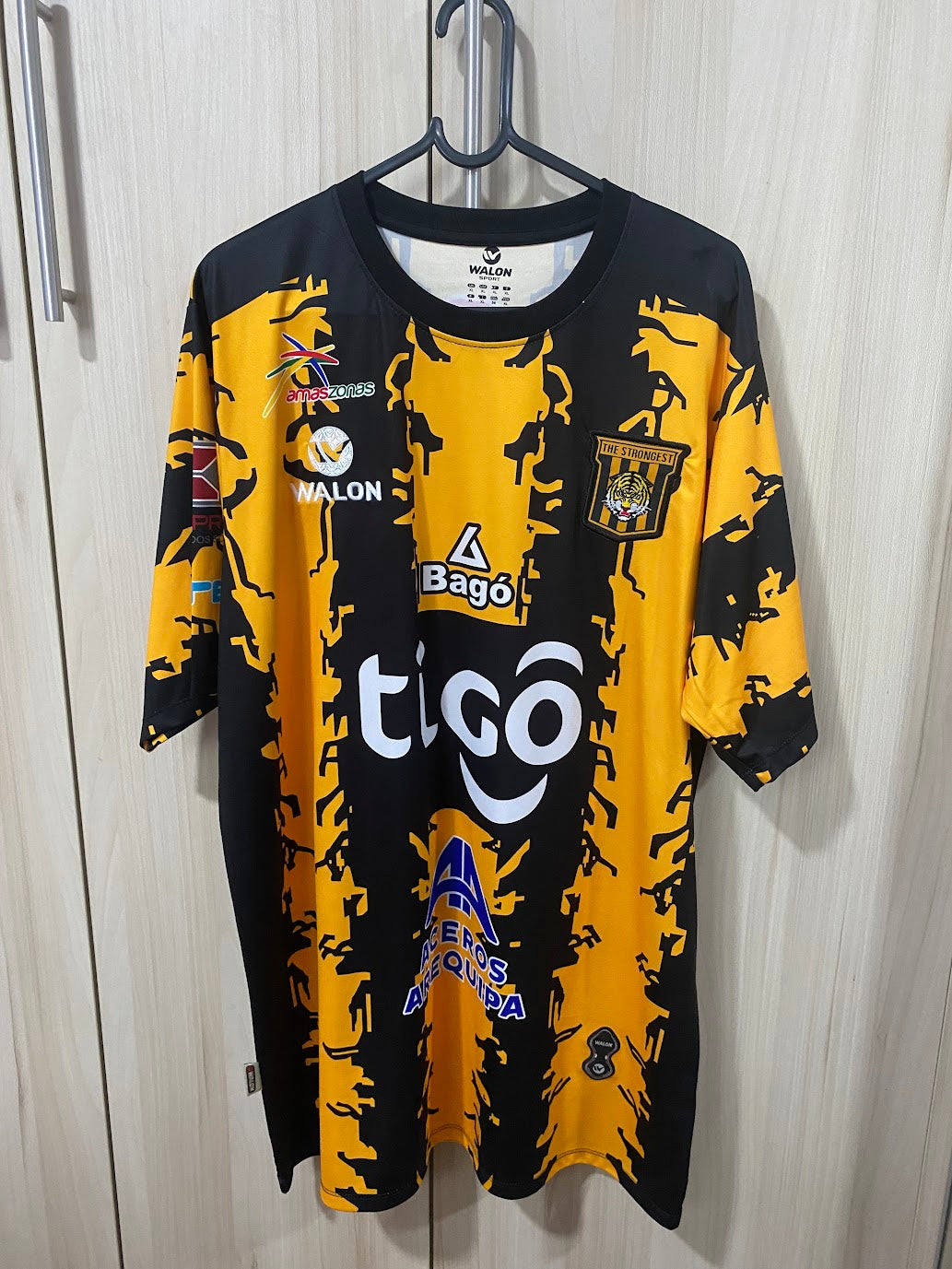 The Strongest Home 2018 Shirt (Size XL - 58x80 cm)