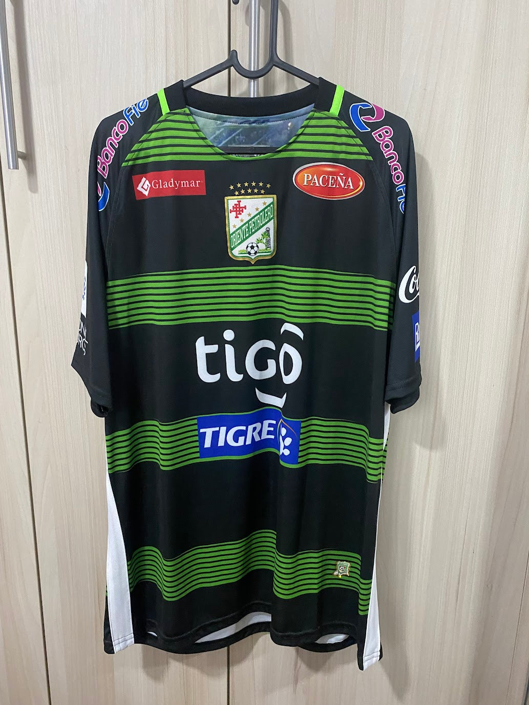 Oriente Petrolero Home Shirt 2018 (Size XL - 58x75 cm)