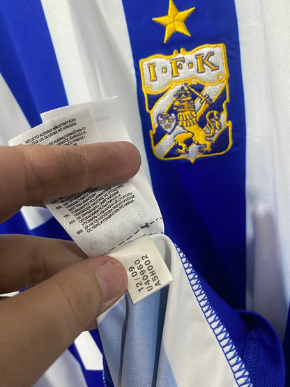 IFK Göteborg Home Shirt 2010 (Size XL - 59x80 cm)