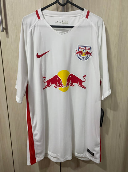 RB Salzburg Home Shirt 2015 (Size XL - 59x78 cm)