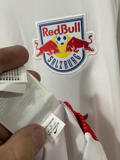RB Salzburg Home Shirt 2015 (Size XL - 59x78 cm)
