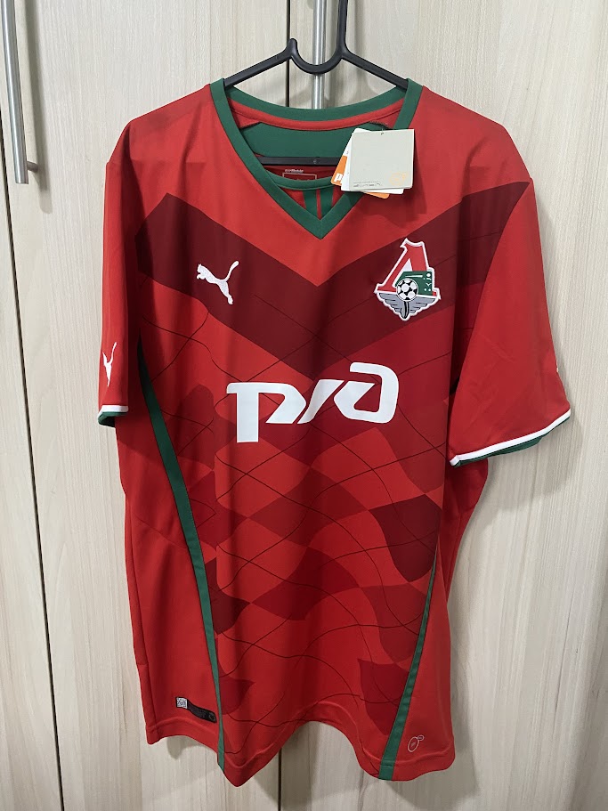 Lokomotiv Moscow 2013 XL Shirt – Measurements 58x78 cm