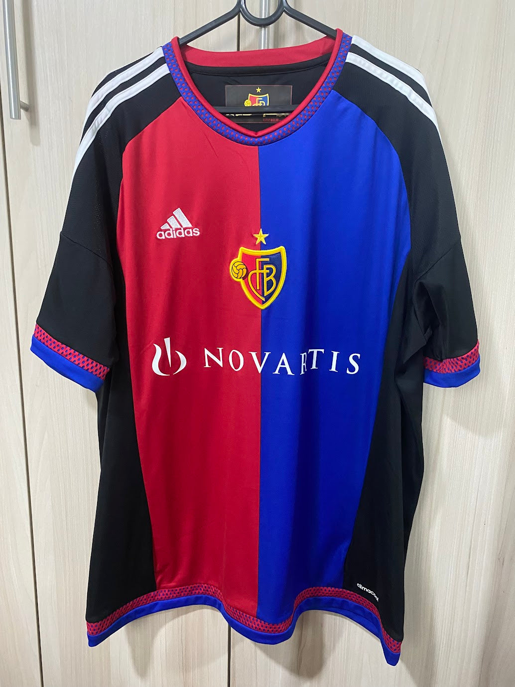 Basel Home Shirt 2016 (Size XL - 58x78 cm)