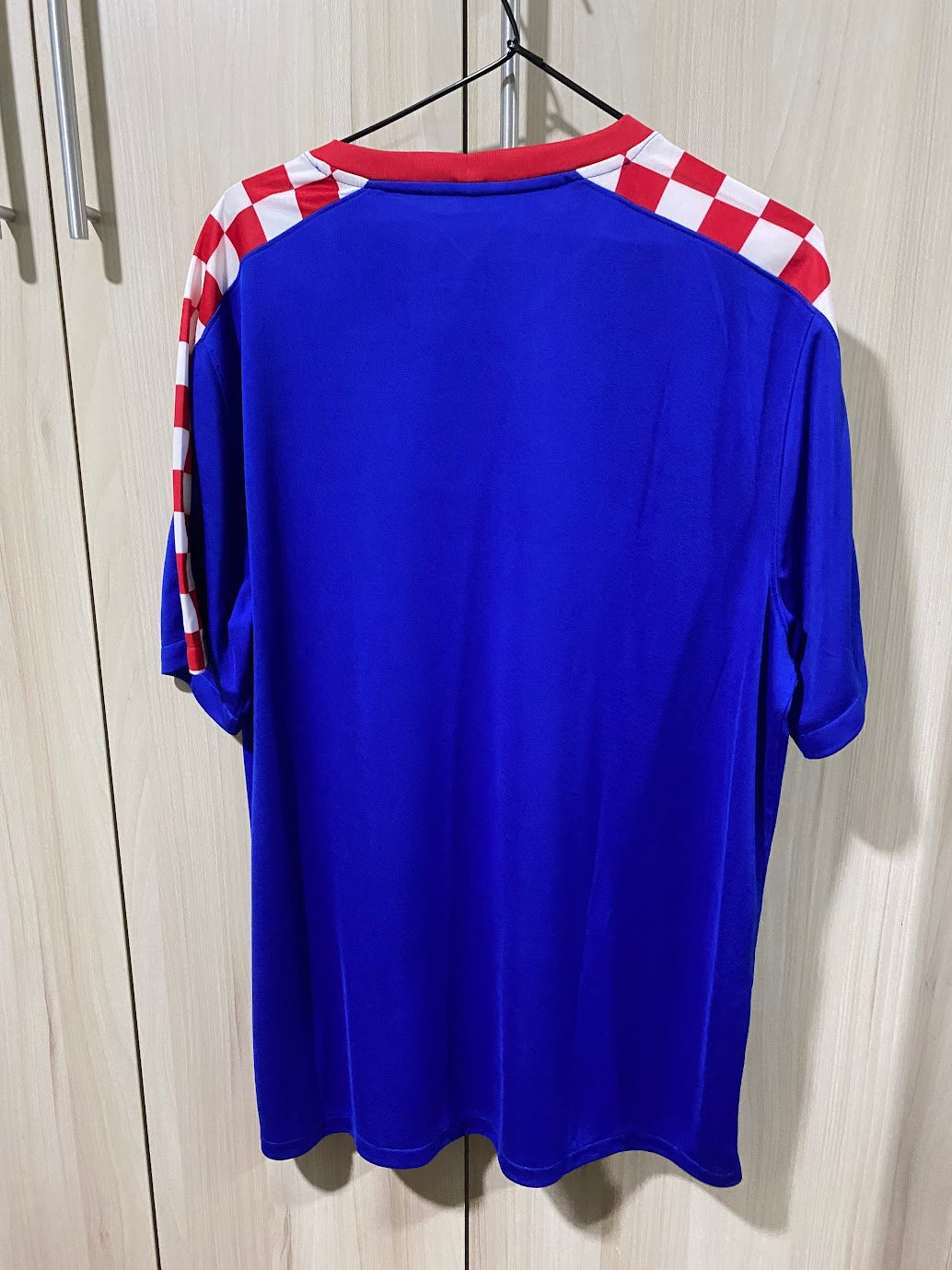 Croatia Away Shirt 2014 - Size XL (59x78 cm)