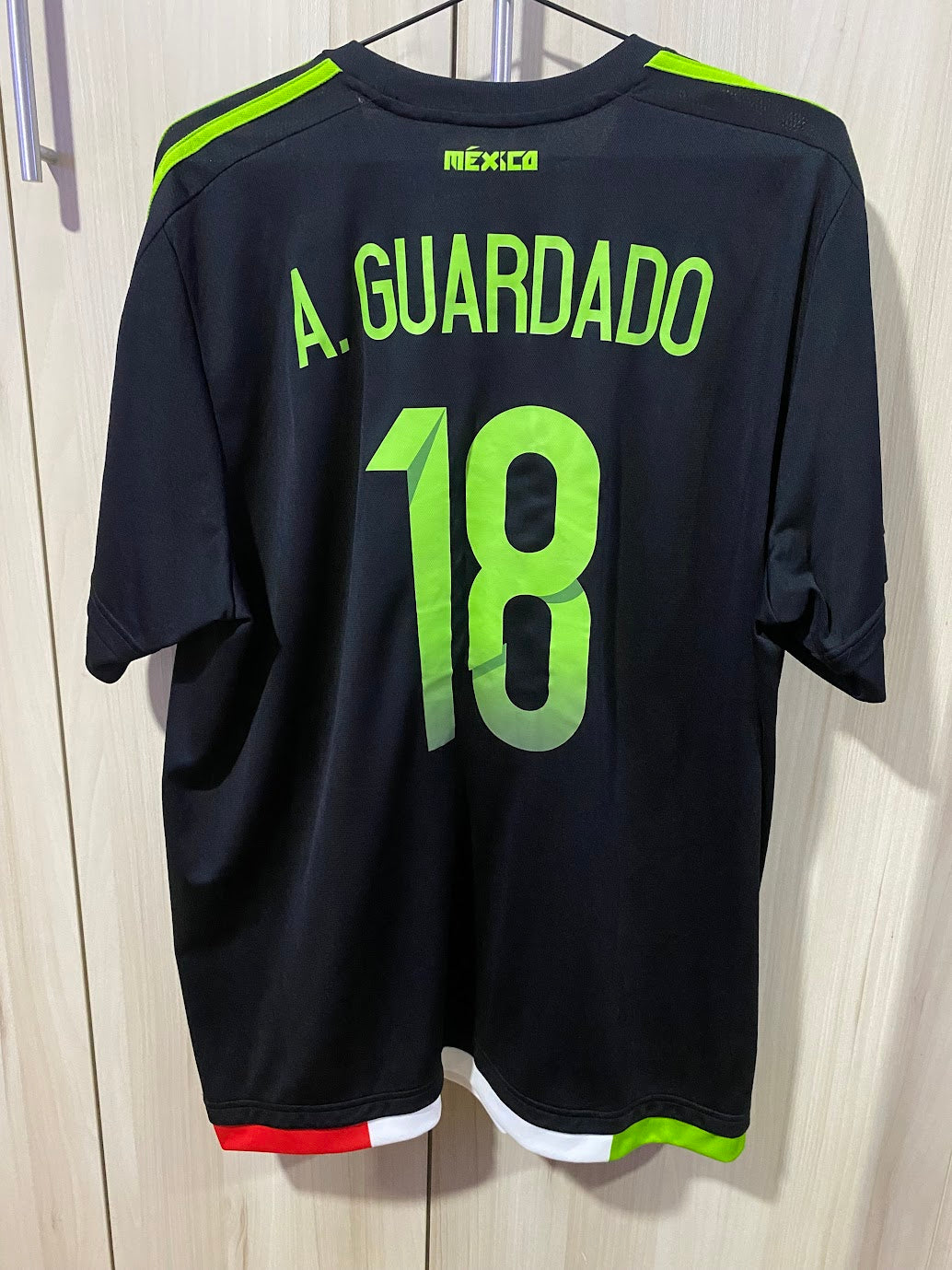 Mexico Away Shirt 2016 - Size XL (58x78 cm)