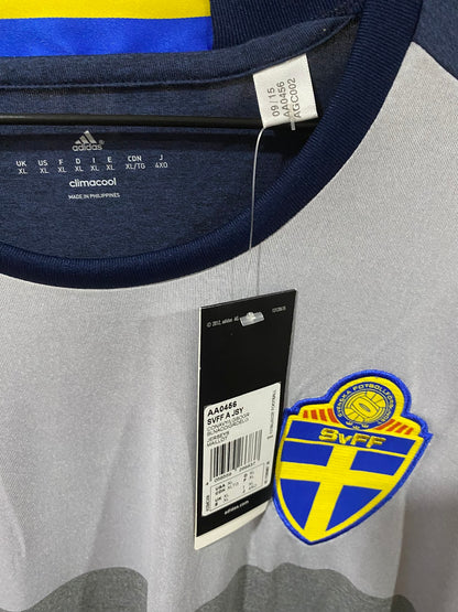 Sweden Away Shirt 2016 - Size XL (59x78 cm)
