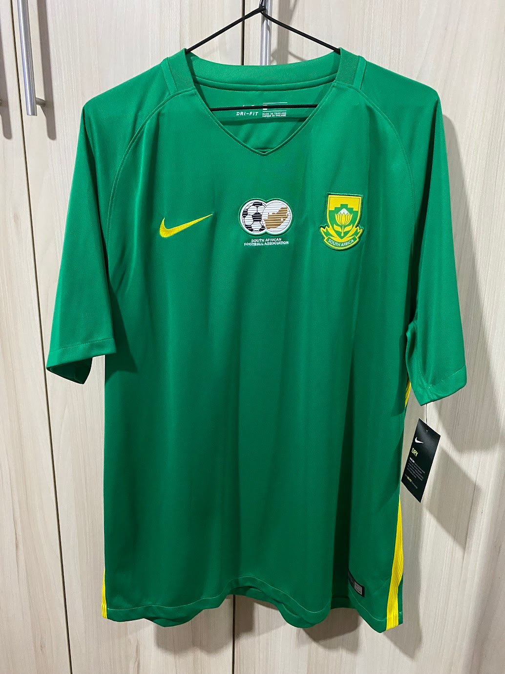 South Africa Away Shirt 2016 - Size XL (59x78 cm)