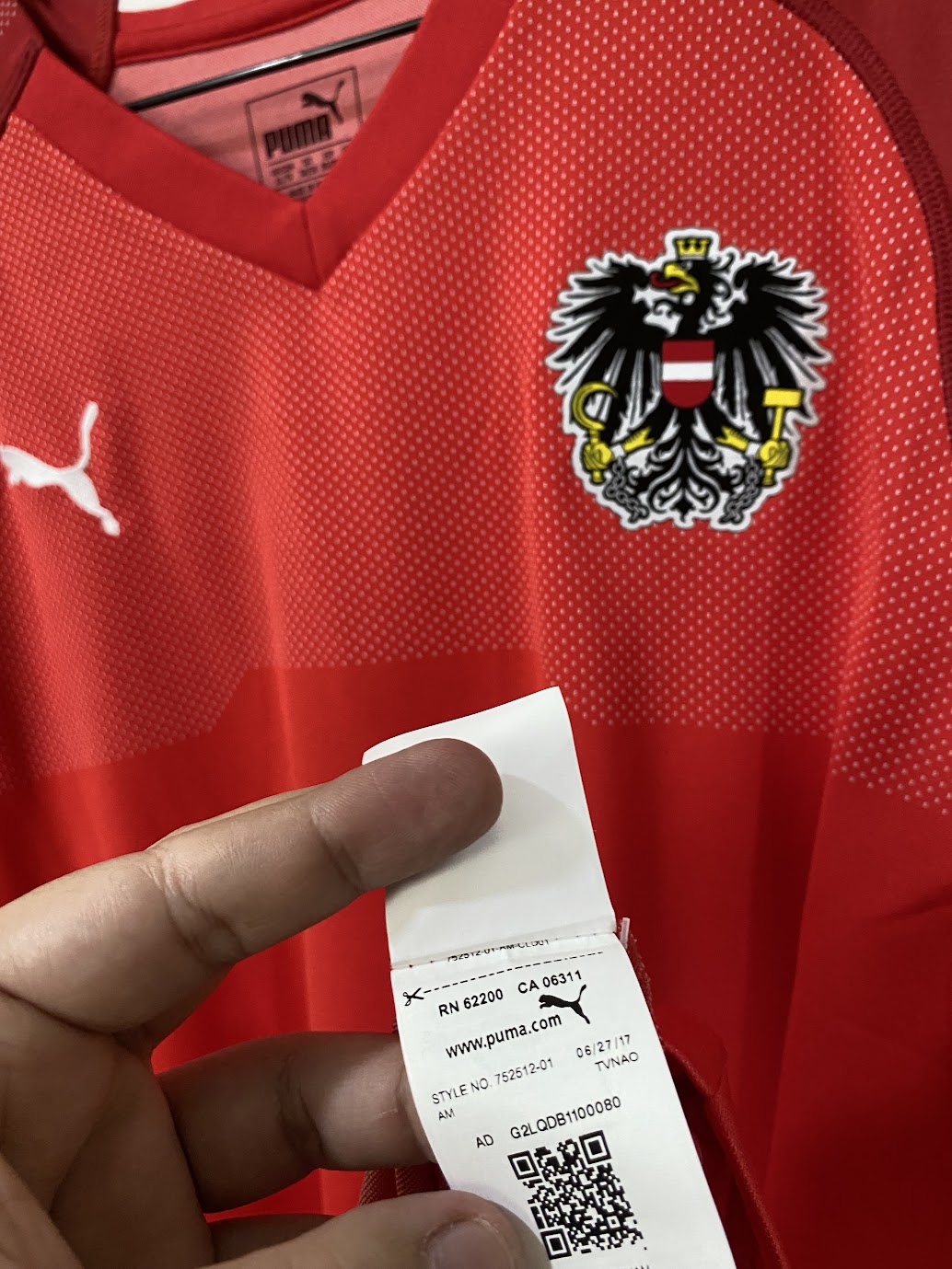 Austria Home Shirt 2016 - Size XL (58x78 cm)