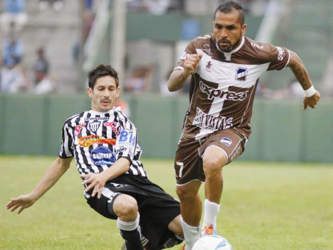 Raridade Argentina! Juventud Antoniana De Salta - de Jogador - de Coleção!