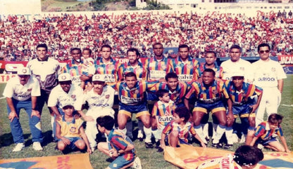 Beautiful Madureira Shirt - Carioca - 90s - Excellent!