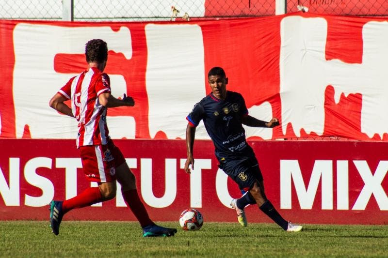 Linda Camisa - Marcílio Dias – 2021/2022 - Modelo Player