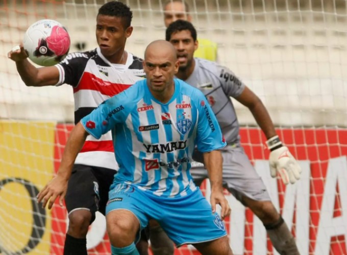 Rare and Beautiful Paysandu Shirt - Lotto - 2012 - Player