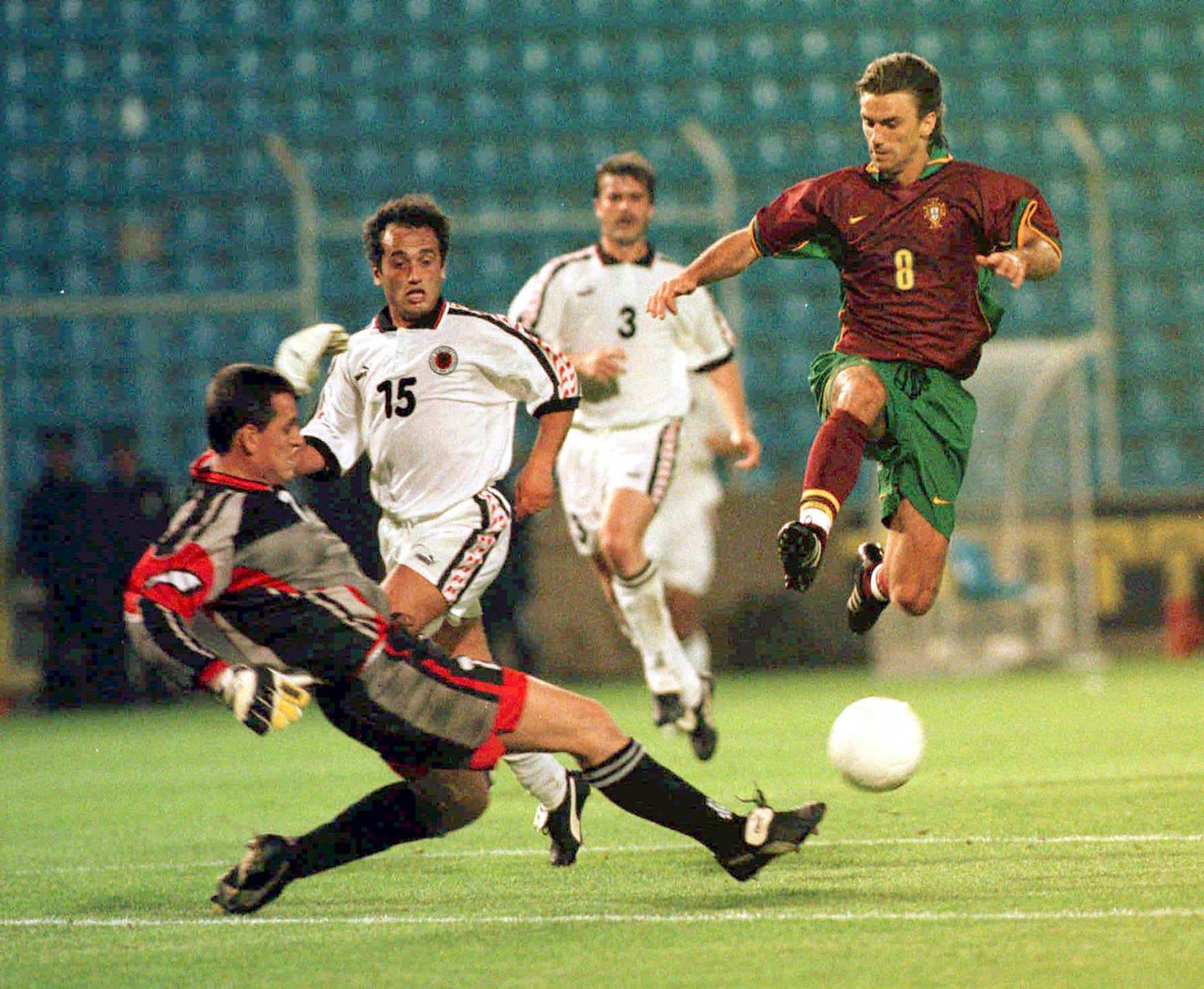Beautiful and rare Portugal national team shirt - 1997/1998