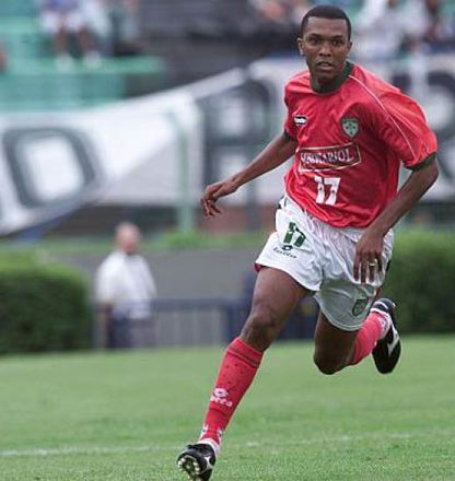 Espetacular Camisa da Portuguesa - Terceiro Uniforme Anos  2000 - Usada em Jogo