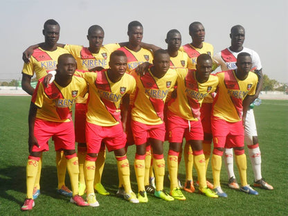 Raridade da África - US Ouakam - Senegal #10 - de Coleção!